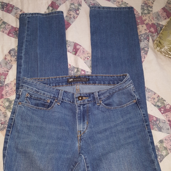 Levi's Denim - 🌻 Levi's Demi Curve jeans